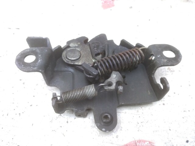 Замок капота TOYOTA Corolla Fielder 