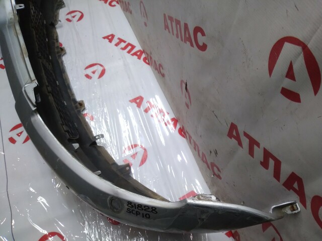 Бампер передний TOYOTA Vitz 