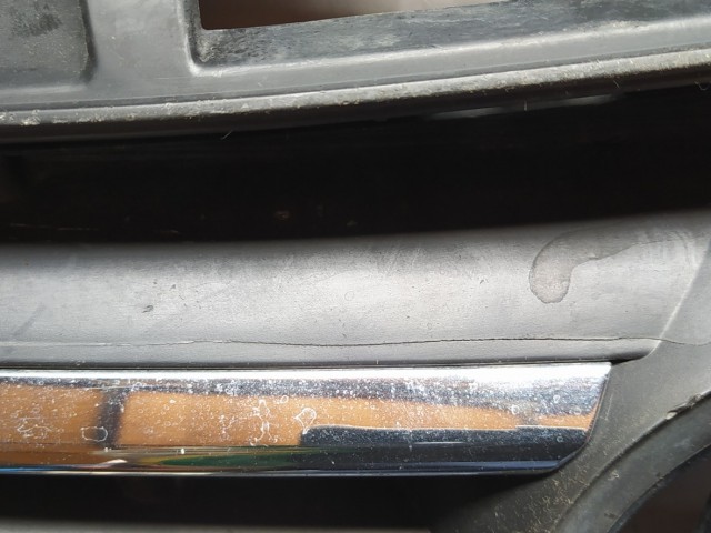 Решетка радиатора HYUNDAI Solaris 