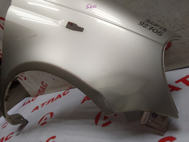 Крыло TOYOTA Vitz 