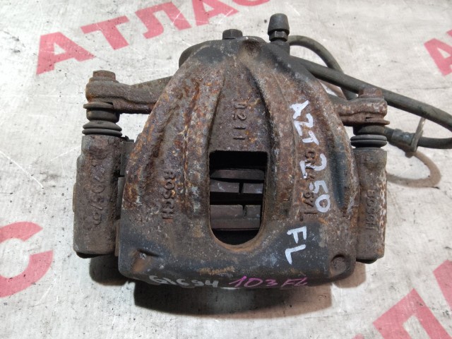 Суппорт TOYOTA Avensis 