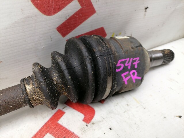 Привод длинный TOYOTA Ist 