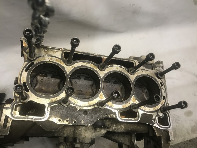 Блок ДВС NISSAN Tiida HR15DE