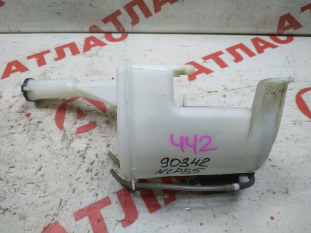 Бачок омывателя TOYOTA Probox 