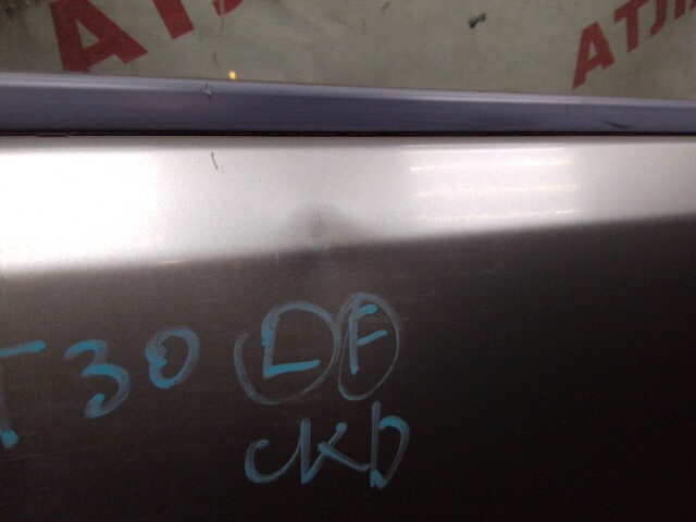 Дверь NISSAN X-Trail 