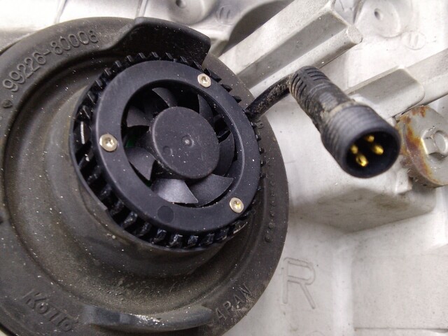 Фара TOYOTA Corolla 