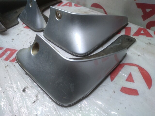 Брызговик TOYOTA Camry 