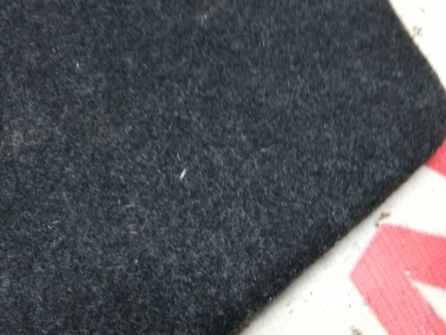 Обшивка багажника TOYOTA Vitz 