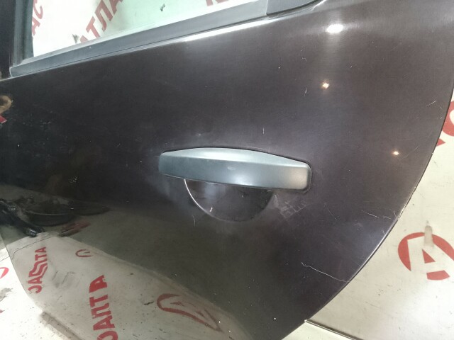 Дверь RENAULT Duster 