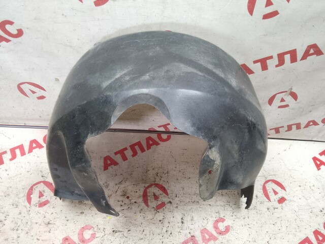 Подкрылок FORD Focus II 