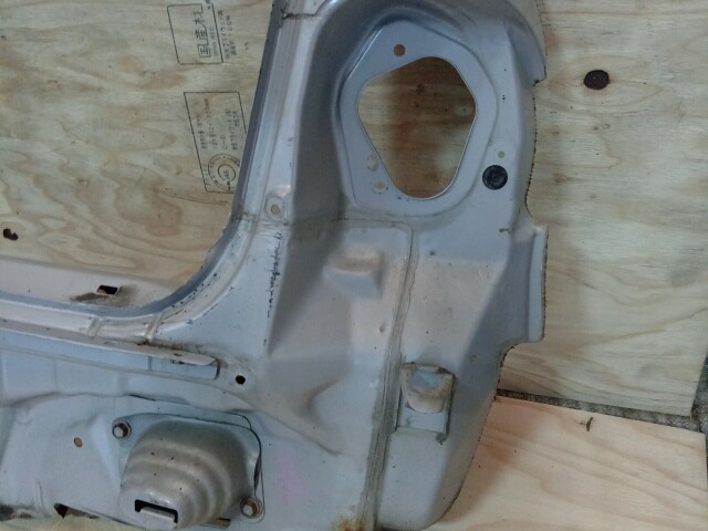 Задняя панель TOYOTA Corolla 