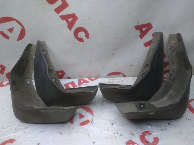 Брызговик HONDA Fit 