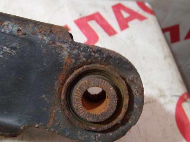 Рычаг TOYOTA RAV4 