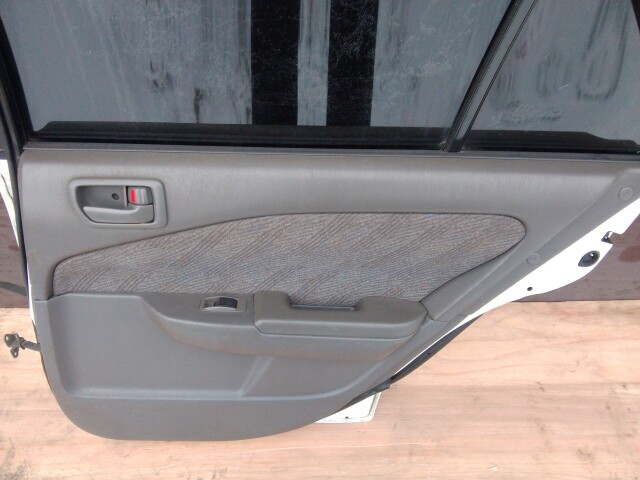 Дверь TOYOTA Corona Premio 