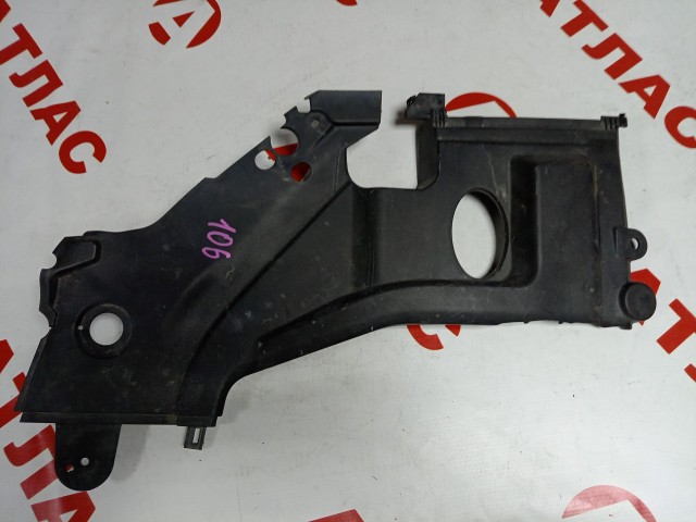 Накладка на радиатор TOYOTA Avensis 