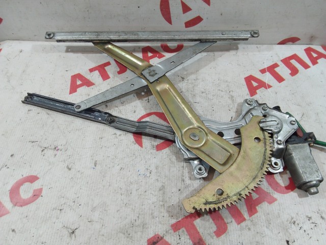 Стеклоподъемник TOYOTA Sprinter 