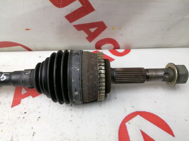 Привод короткий NISSAN Sunny 