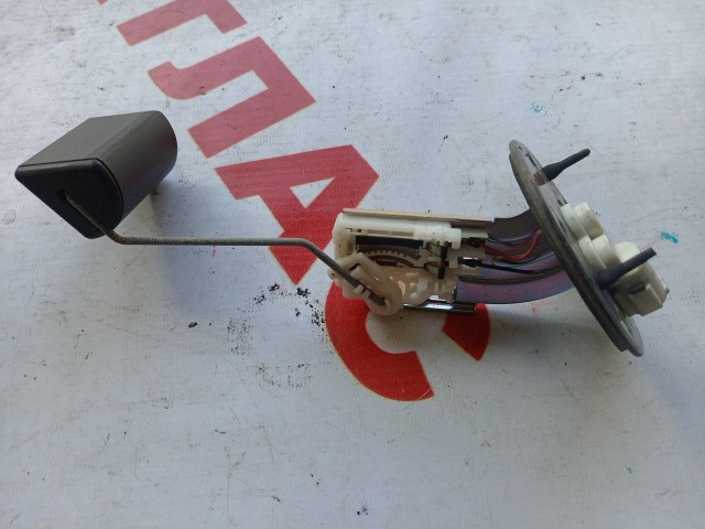 Датчик уровня топлива TOYOTA RAV4 