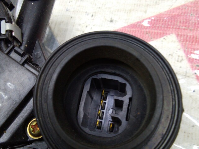 Стеклоподъемник TOYOTA FunCargo 