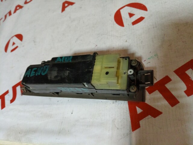 Блок управления стеклоподъемниками TOYOTA Sprinter 