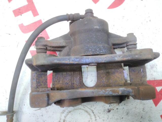 Суппорт TOYOTA Avensis 