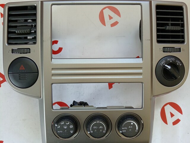 Блок управления печкой и кондиционером NISSAN X-Trail 