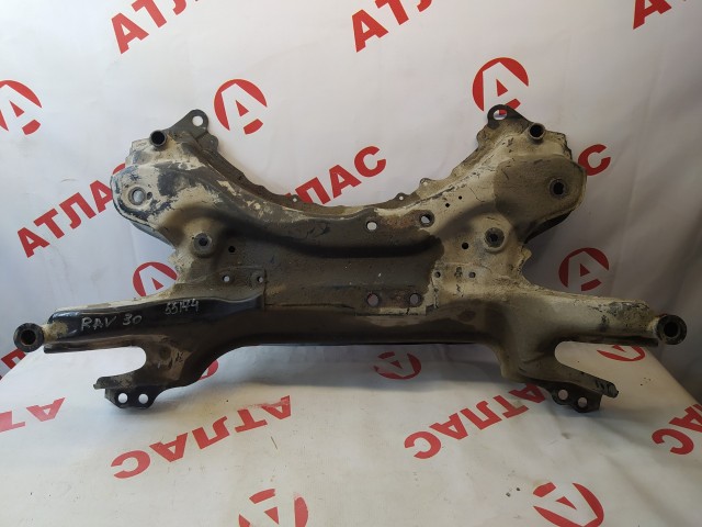 Балка поперечная TOYOTA RAV4 1AZ-FE