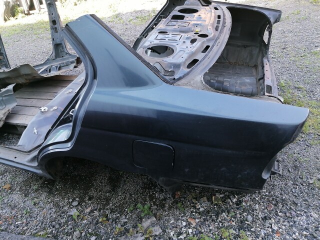 Крыло заднее NISSAN Sunny 