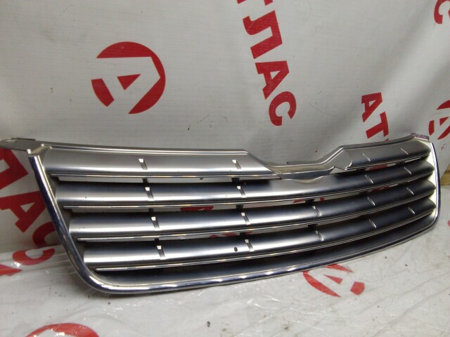 Решетка радиатора TOYOTA Corolla 