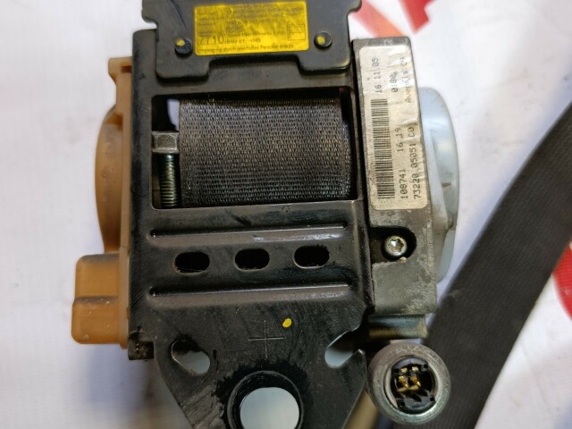 Ремень безопасности TOYOTA Avensis 