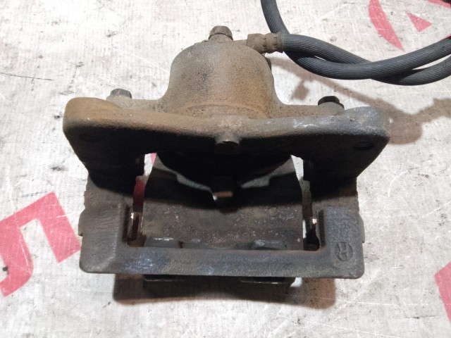 Суппорт TOYOTA Ractis 