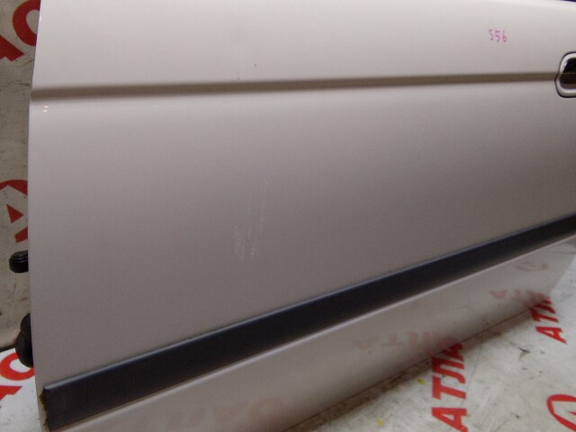 Дверь NISSAN Sunny 