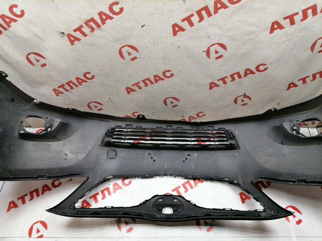 Бампер передний TOYOTA Camry 
