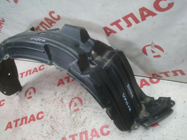 Подкрылок TOYOTA Vitz 