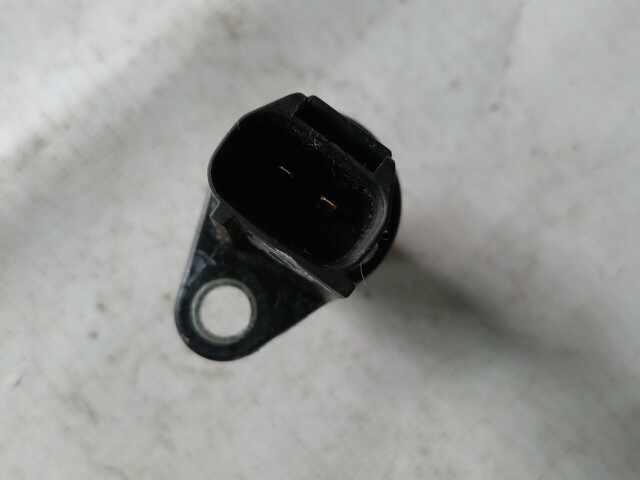 Датчик распредвала TOYOTA Avensis 1ZZ-FE