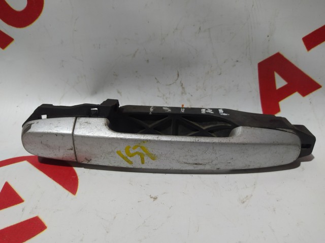 Ручка двери TOYOTA Ist 