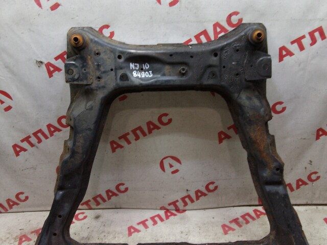 Подрамник NISSAN Dualis 