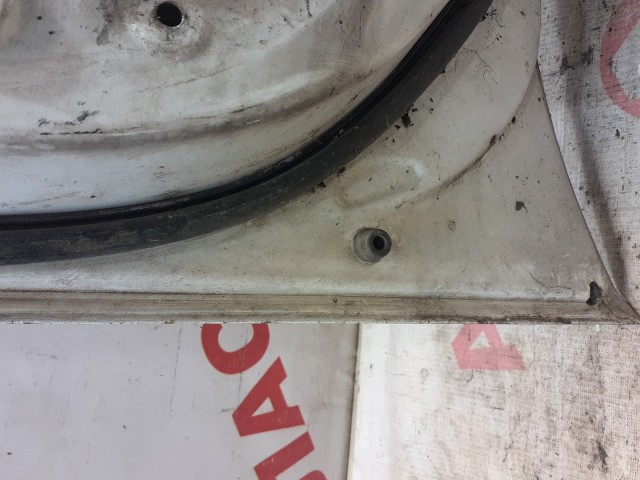 Дверь TOYOTA Carina 