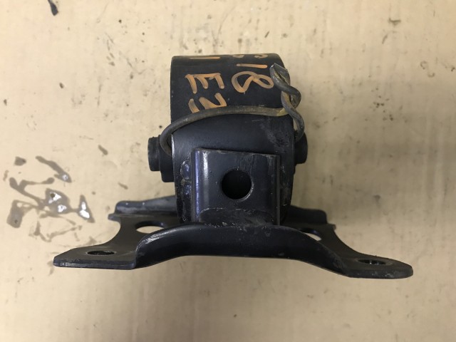 Подушка ДВС NISSAN Tino QG18-DE