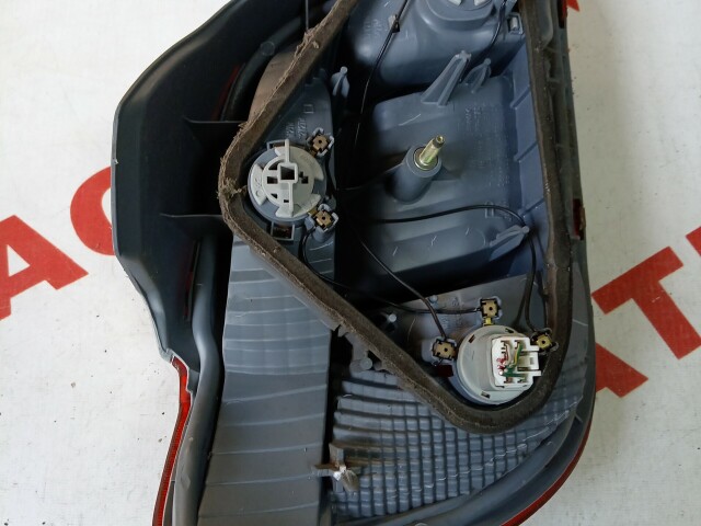 Стоп TOYOTA Vitz 