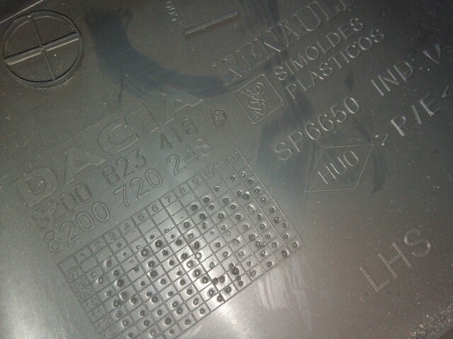 Обшивка стойки кузова RENAULT Duster 