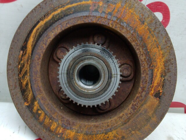 Ступица NISSAN Primera 