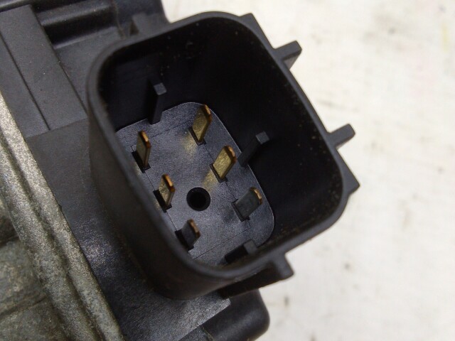 Дроссельная заслонка NISSAN Primera QR20-DE