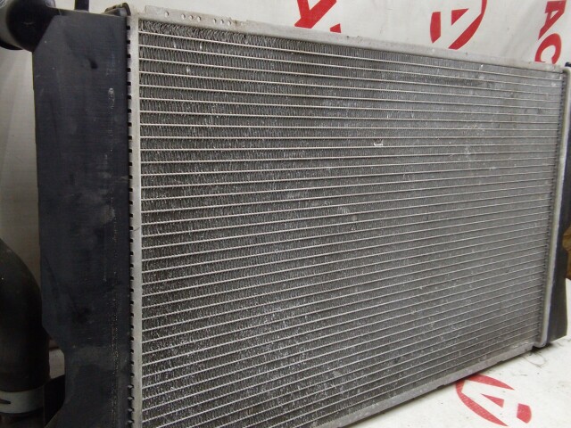 Радиатор охлаждения TOYOTA Avensis 