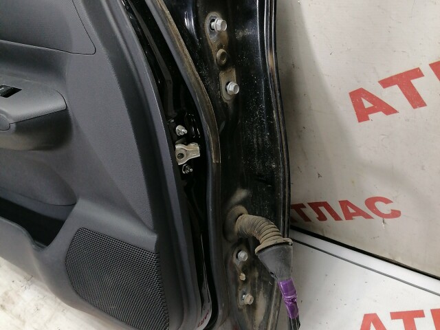 Дверь TOYOTA Wish 