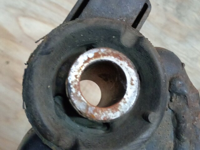 Балка задняя NISSAN Sunny 