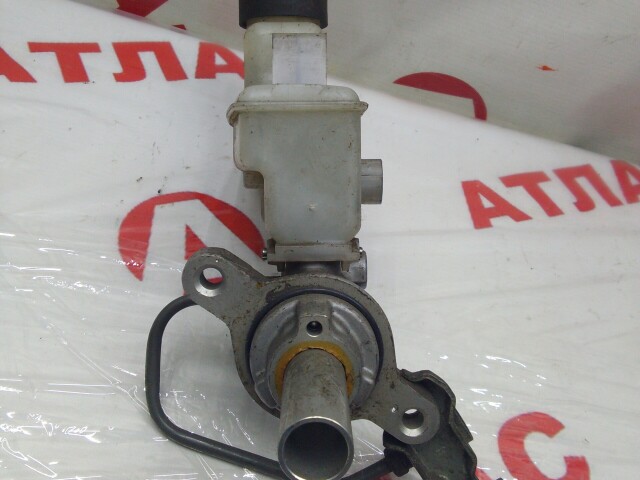 Главный тормозной цилиндр TOYOTA Camry 