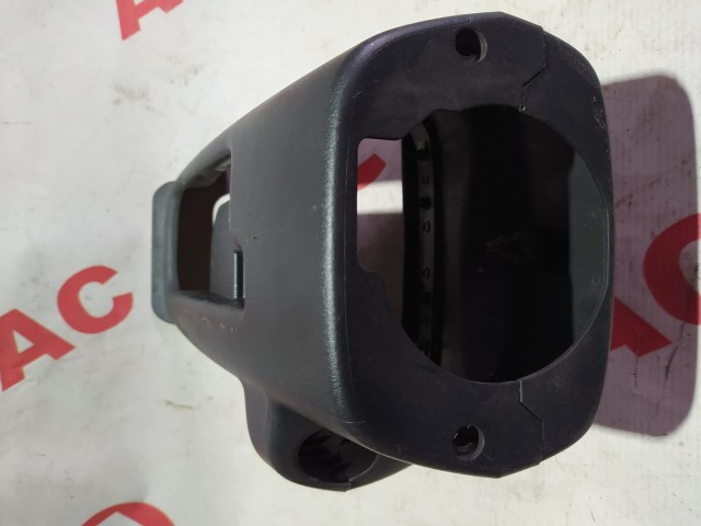 Кожух рулевой колонки TOYOTA Corolla 