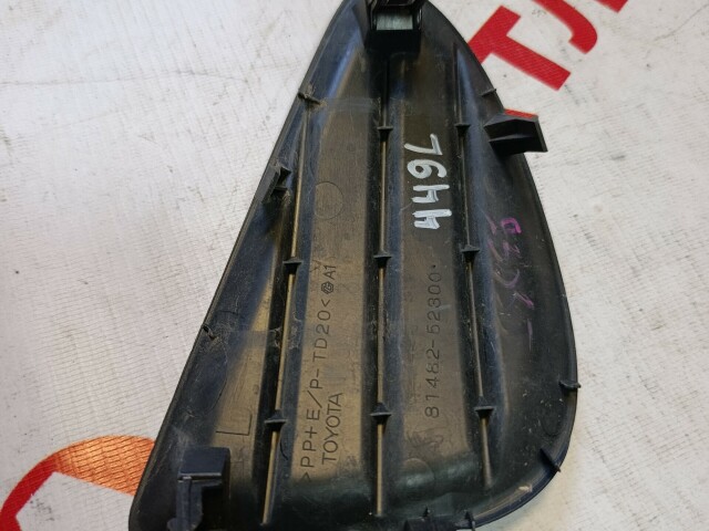 Заглушка в бампер TOYOTA Vitz 