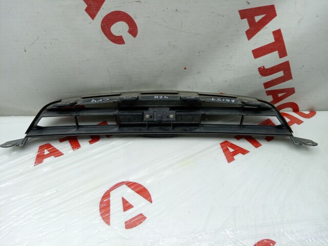 Решетка радиатора HONDA Accord 